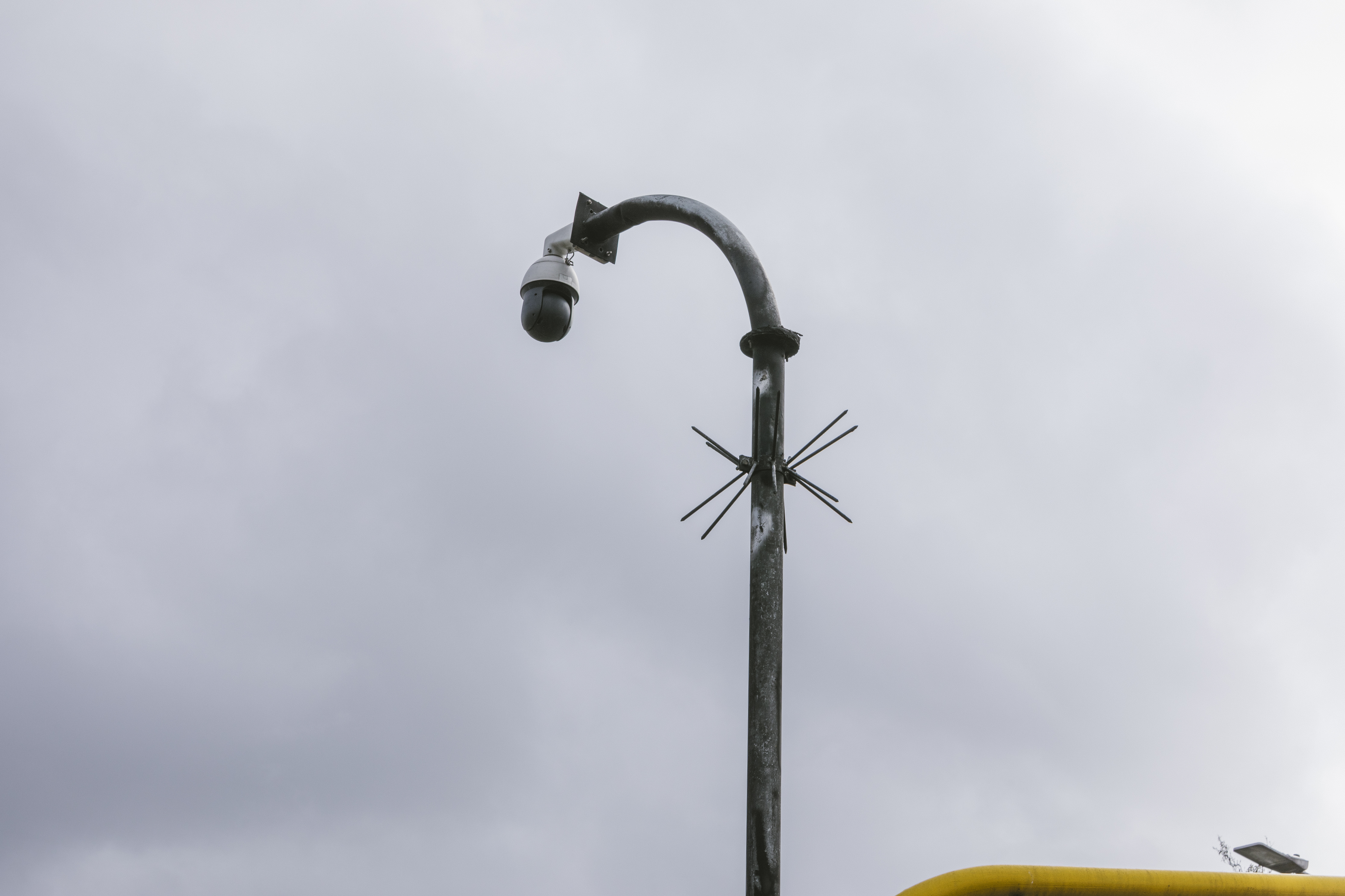 Cámara semiautomática de fotodetección
