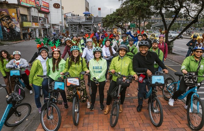 Así rodaron, caminaron y viajaron las Caravanas de Movilidad Sostenible 2025 en Bogotá 