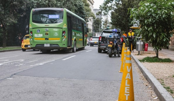 Bogotá avanza en la ampliación del valet parking autorizado para ordenar el espacio público