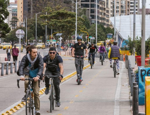 Bogotá avanza en nuevas reglas para impulsar el alquiler de vehículos de micromovilidad en el espacio público
