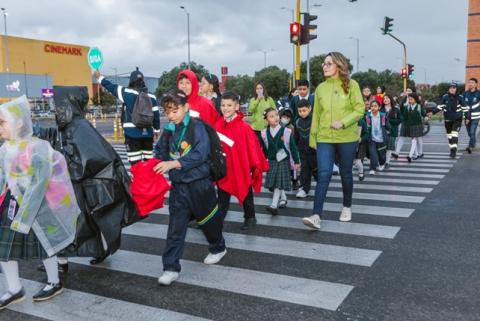Más de un millón de recorridos escolares a pie: el balance de Ciempiés Caminos Seguros desde 2024