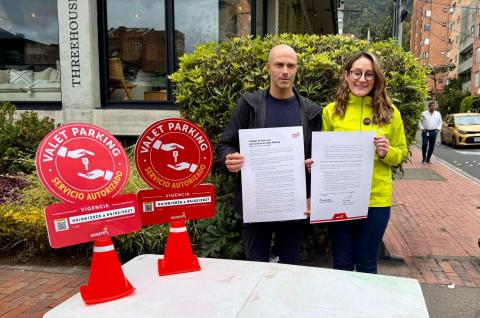 Bogotá presenta nuevo sello para identificar los Valet Parking autorizados